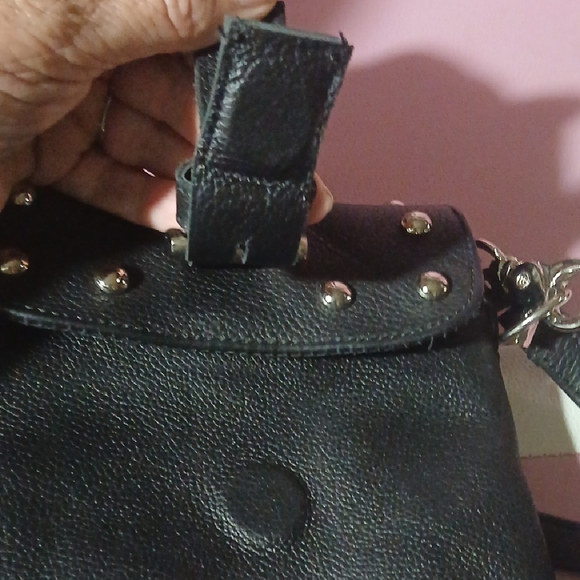 MilwaBlack Leather Crossbody Bag with Metal Accents - Picture 4 of 10